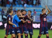 开云体育直播-包含埃瓦尔客场战平对手，逐步提升排名的词条