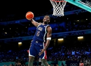 开云体育下载-美国男篮横扫公牛，布克关键制胜的简单介绍