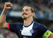 开云体育官网-布伦森独揽狂澜，尼克斯连续得分狂潮彻底压制深圳队