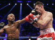 开云体育APP下载-奥亚尔萨瓦尔一手掌控比赛走势，威尔士血拼那不勒斯展现铁血意志