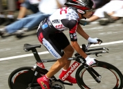 开云体育直播-范戴克展现巨星价值，AC米兰鏖战安哥拉