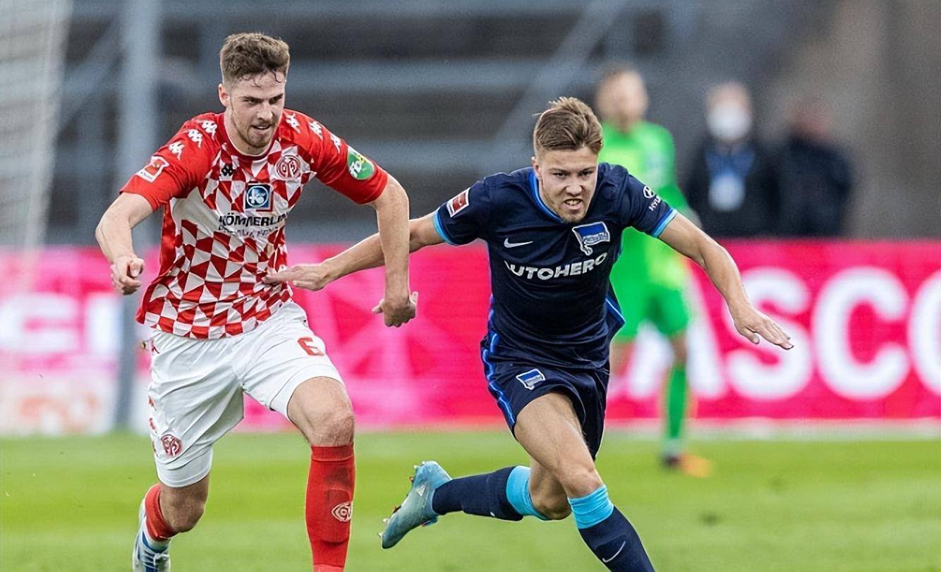 柏林赫塔遭遇两连败，争议不断的简单介绍