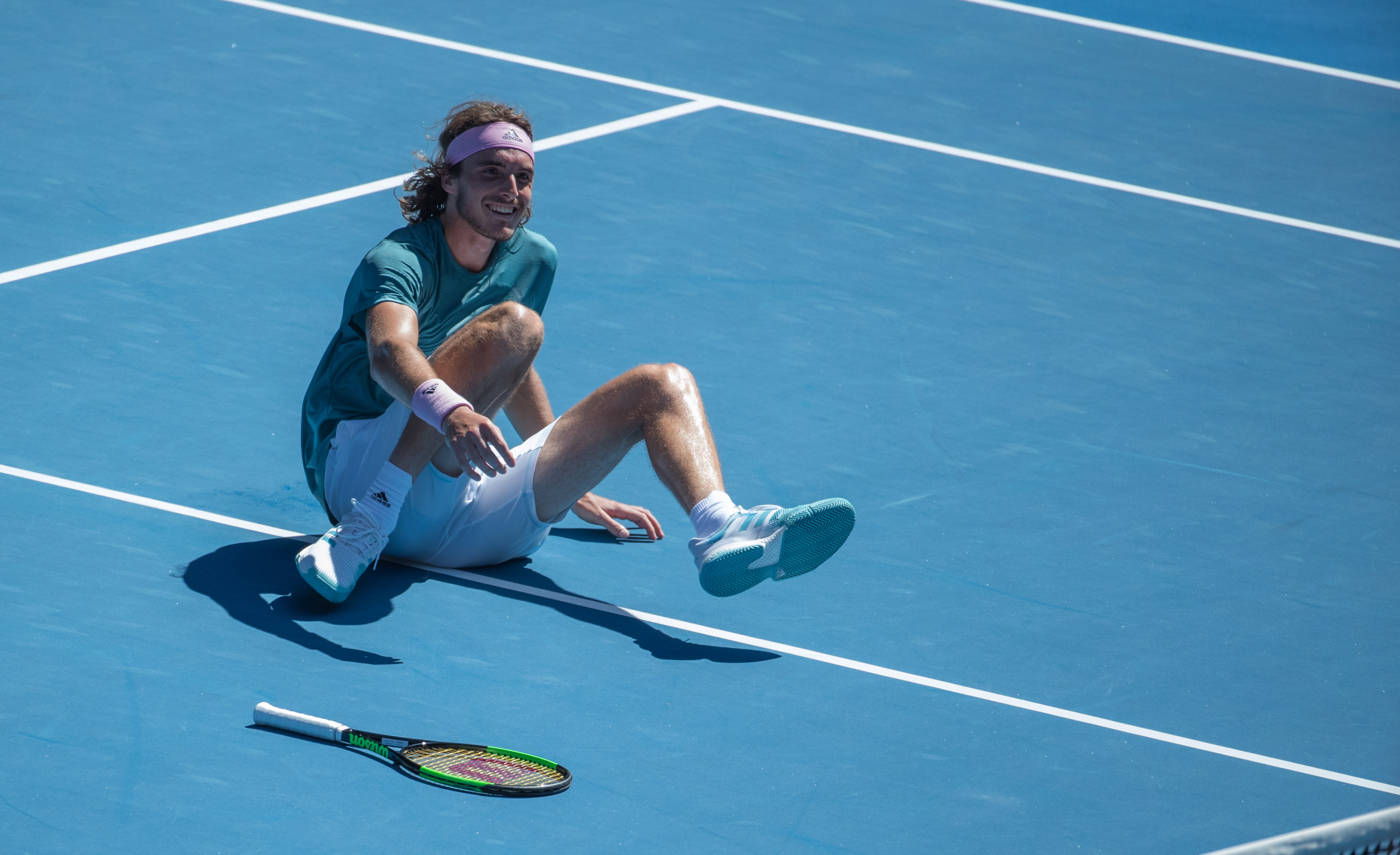 世界网球队爆冷澳大利亚网球队,西西帕斯关键制胜的简单介绍 世界网球队爆冷澳大利亚网球队,西西帕斯关键制胜的简单介绍