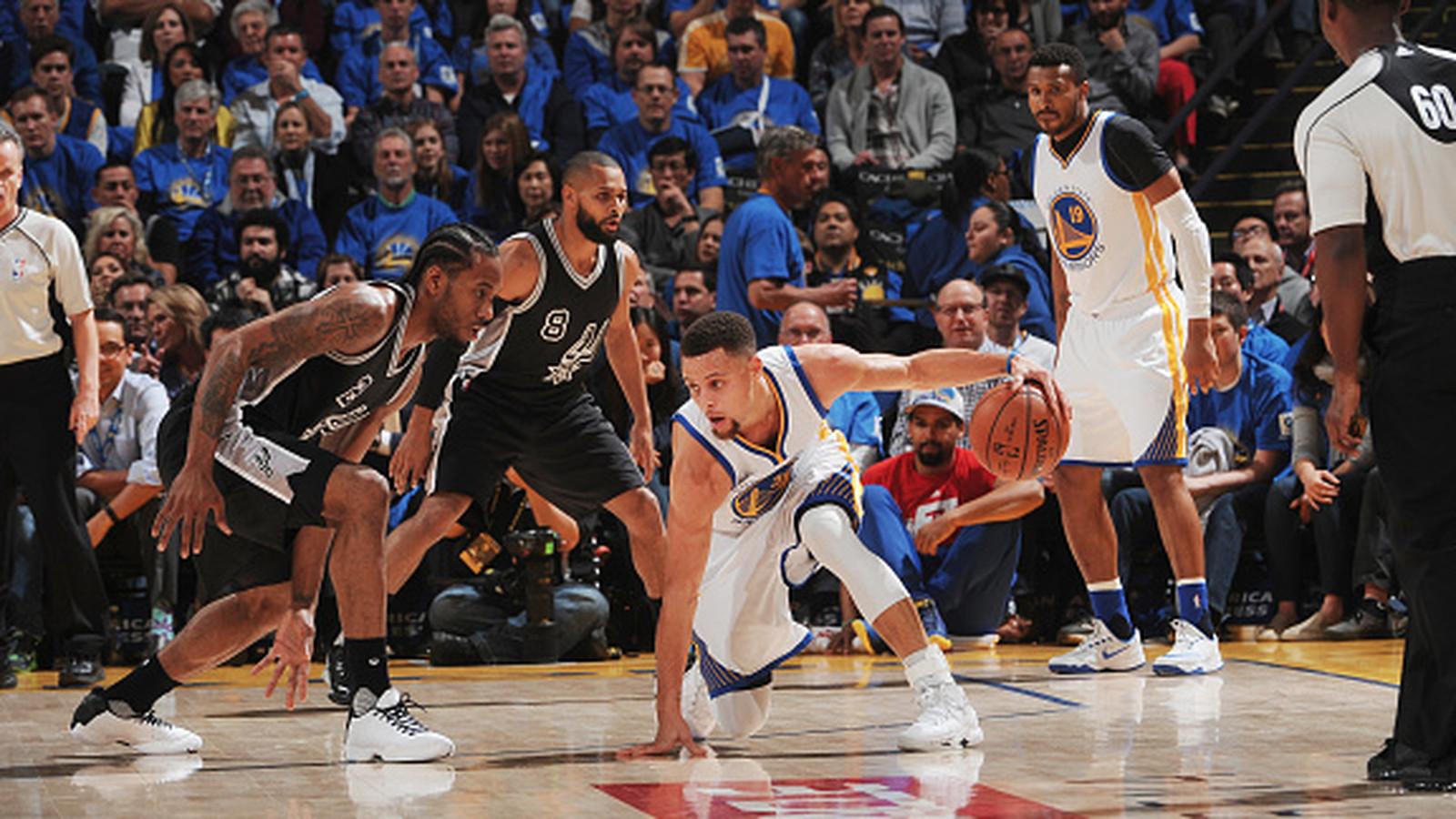 江苏队险胜上海队，伦纳德扛起全队