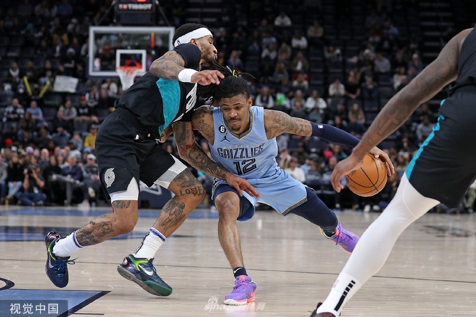 浙江队完胜魔术，利拉德点燃赛场