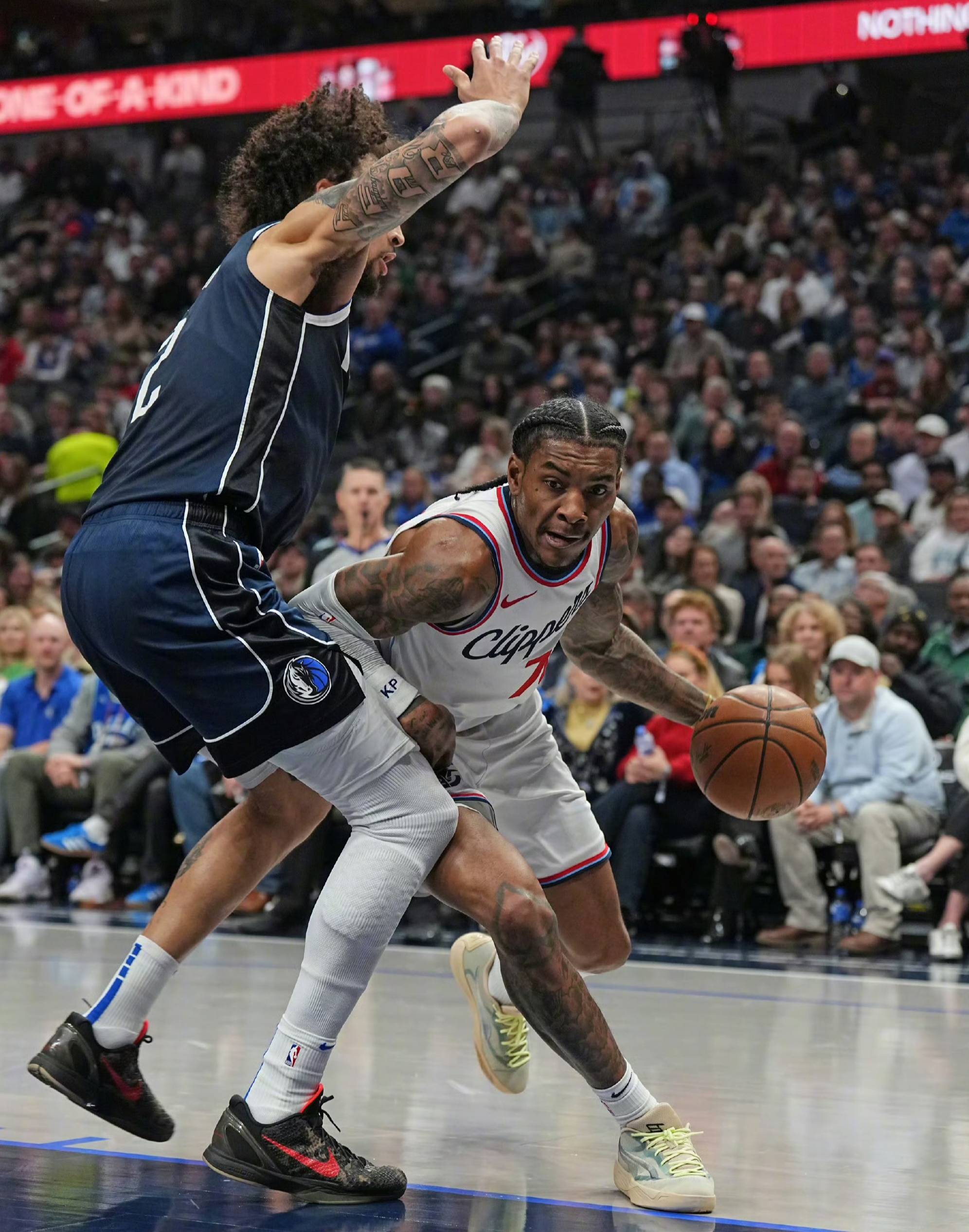 独行侠队在悬念的比赛中逆转快船队 独行侠队在悬念的比赛中逆转快船队