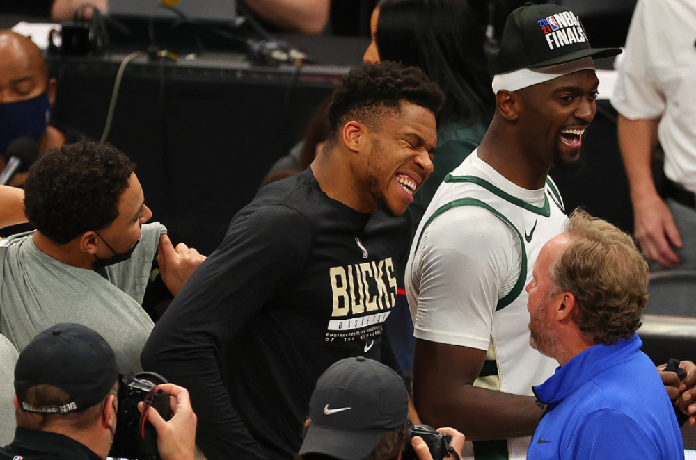 雄鹿精准投篮,掌控比赛节奏 雄鹿精准投篮,掌控比赛节奏