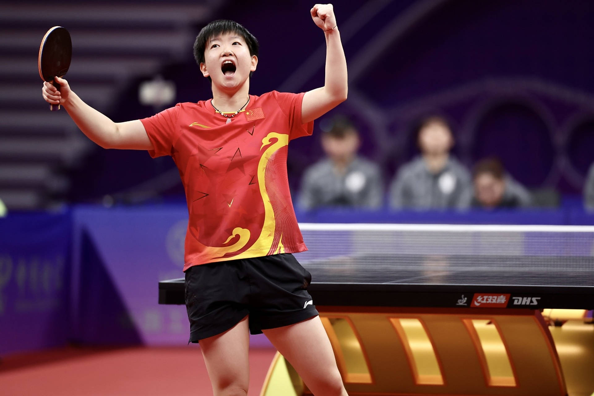 突破重围,球队继续卫冕冠军宝座!的简单介绍 突破重围,球队继续卫冕冠军宝座!的简单介绍