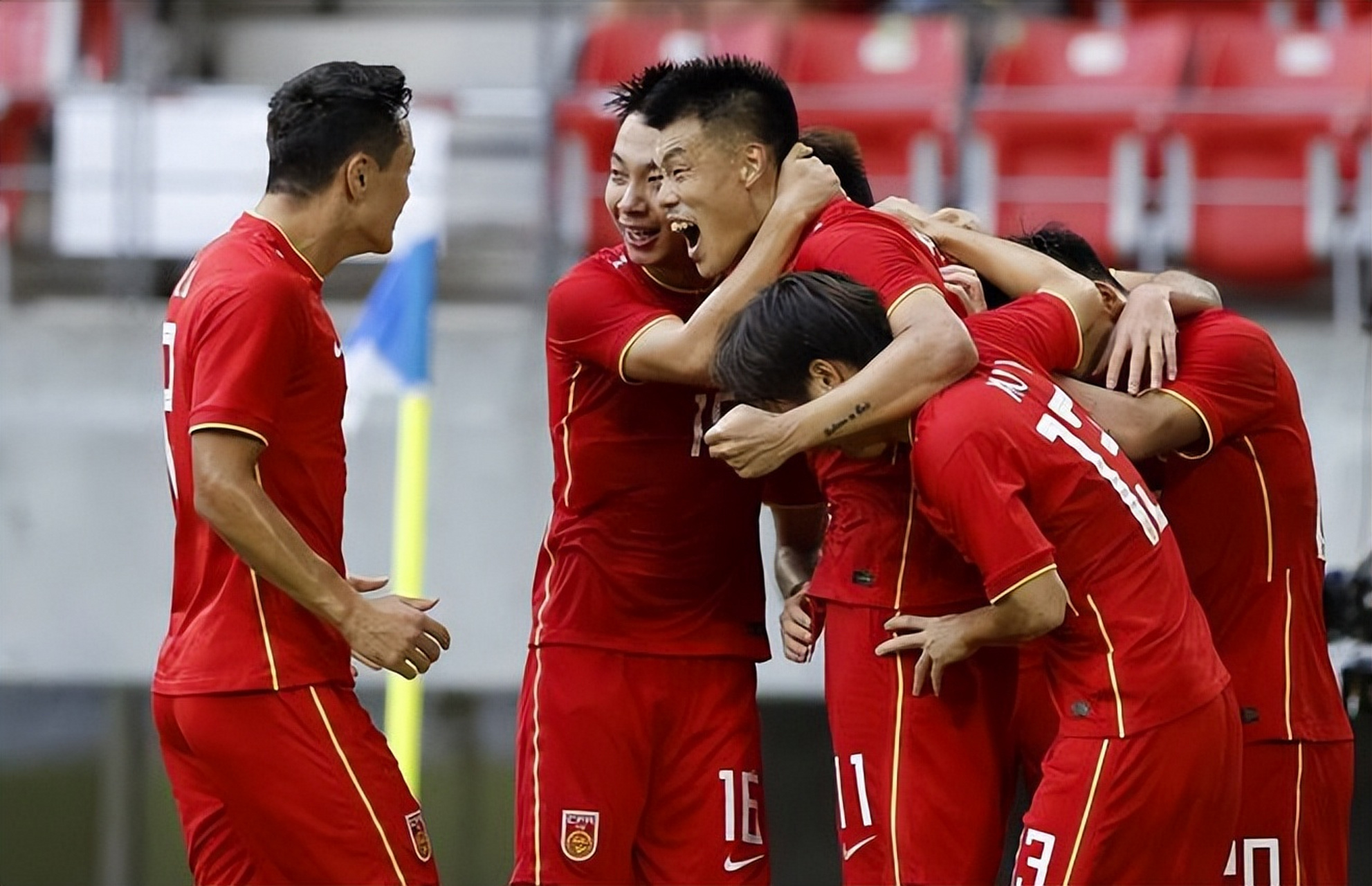 雷恩连败局势严峻,主帅或遭下课的简单介绍 雷恩连败局势严峻,主帅或遭下课的简单介绍