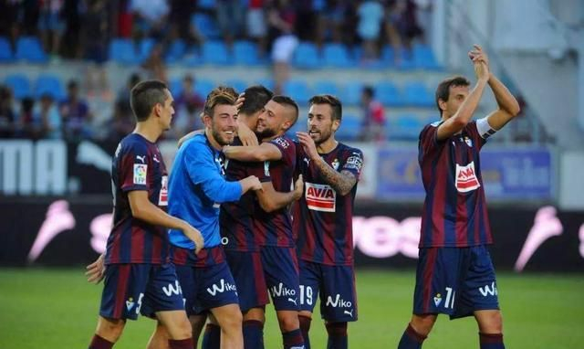 包含埃瓦尔客场战平对手,逐步提升排名的词条 包含埃瓦尔客场战平对手,逐步提升排名的词条