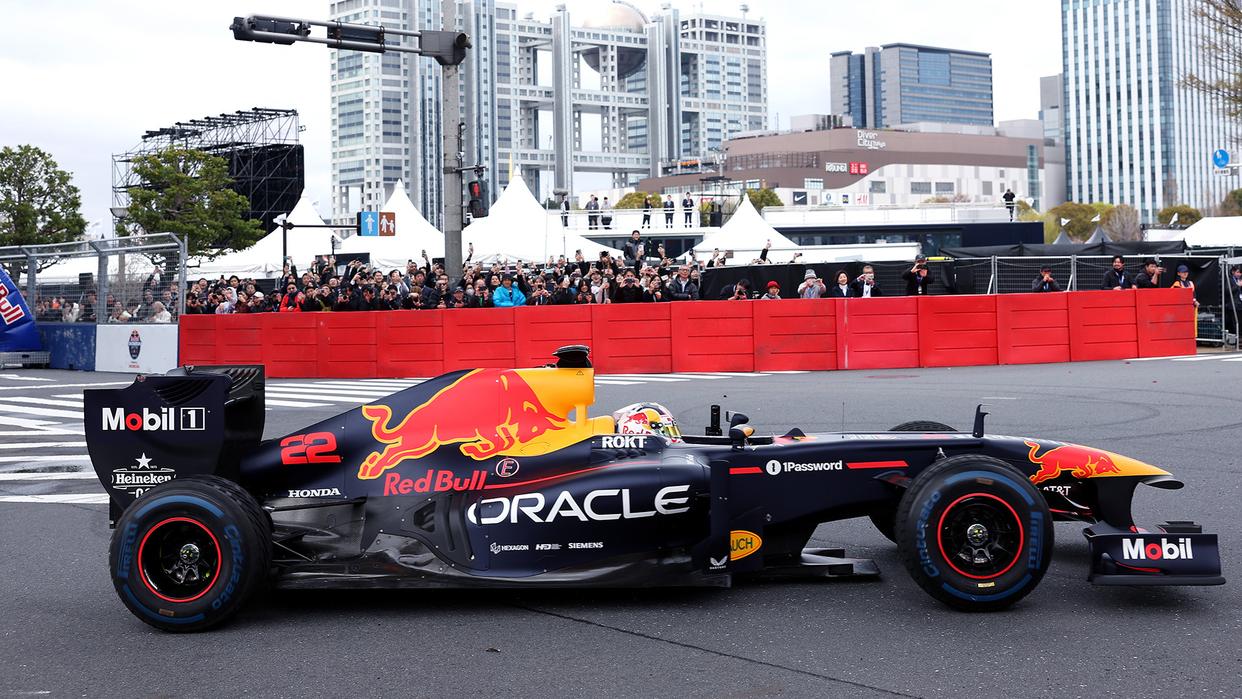 关于法拉利绝杀红牛车队,阿隆索扛起全队的信息 关于法拉利绝杀红牛车队,阿隆索扛起全队的信息