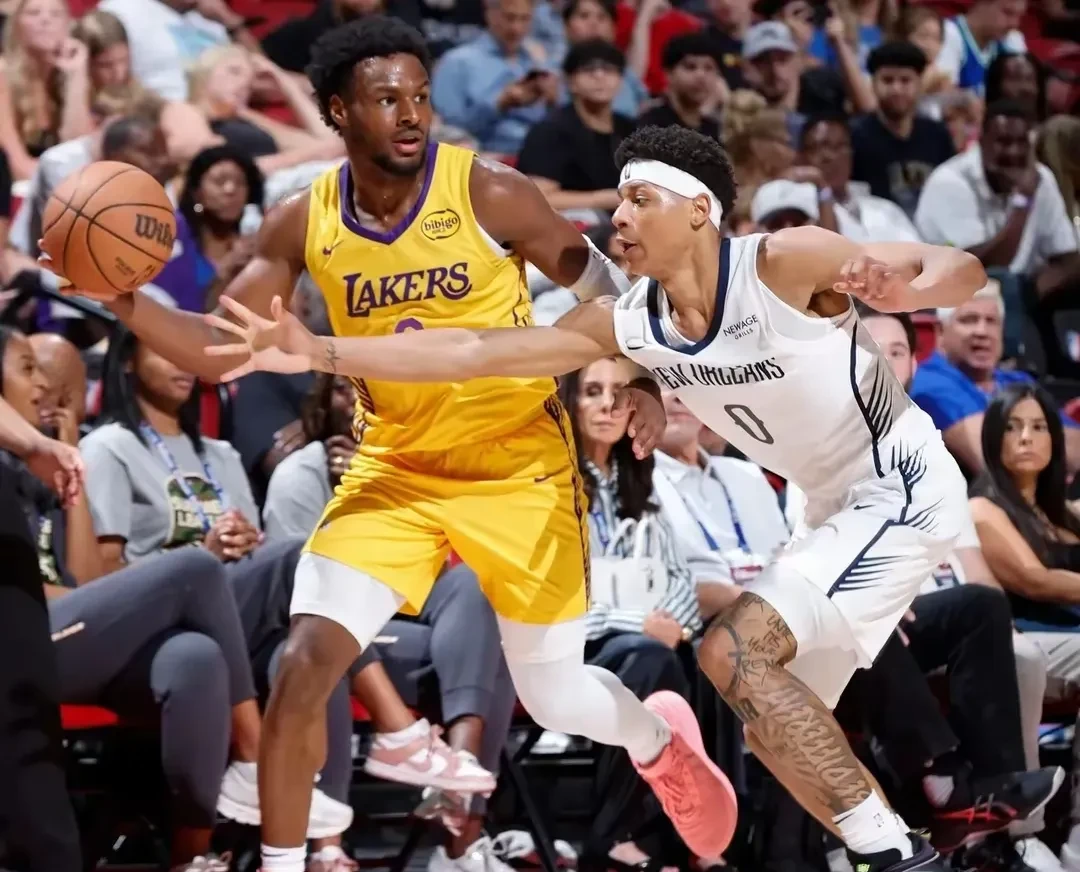 包含鹈鹕险胜法国男篮,布克关键制胜的词条 包含鹈鹕险胜法国男篮,布克关键制胜的词条