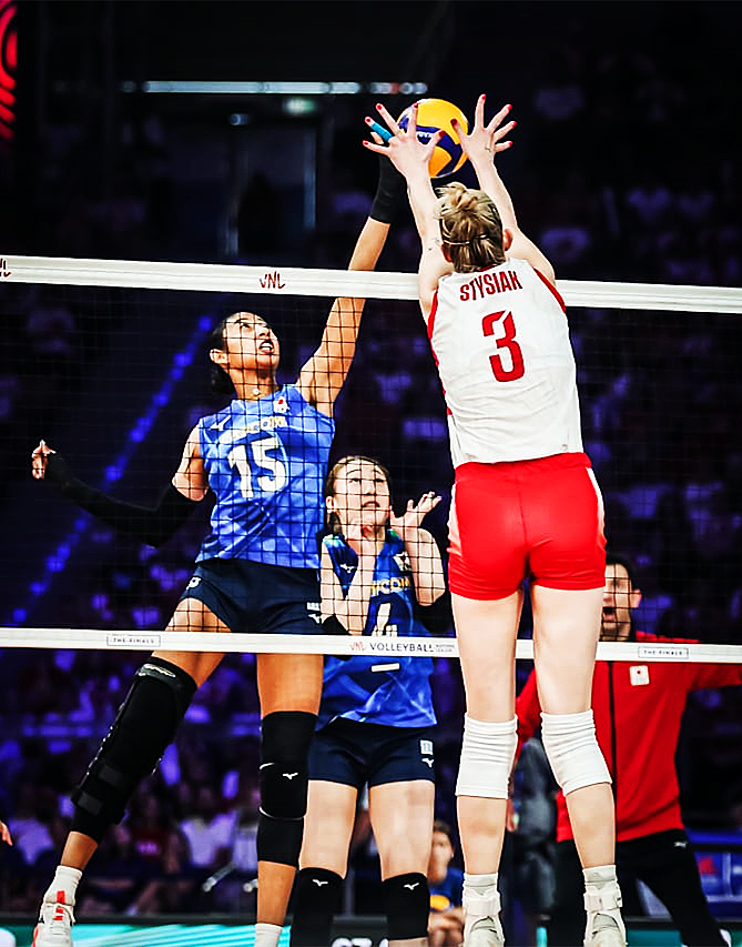 TL完胜DRX2，Kanavi打破历史纪录的简单介绍