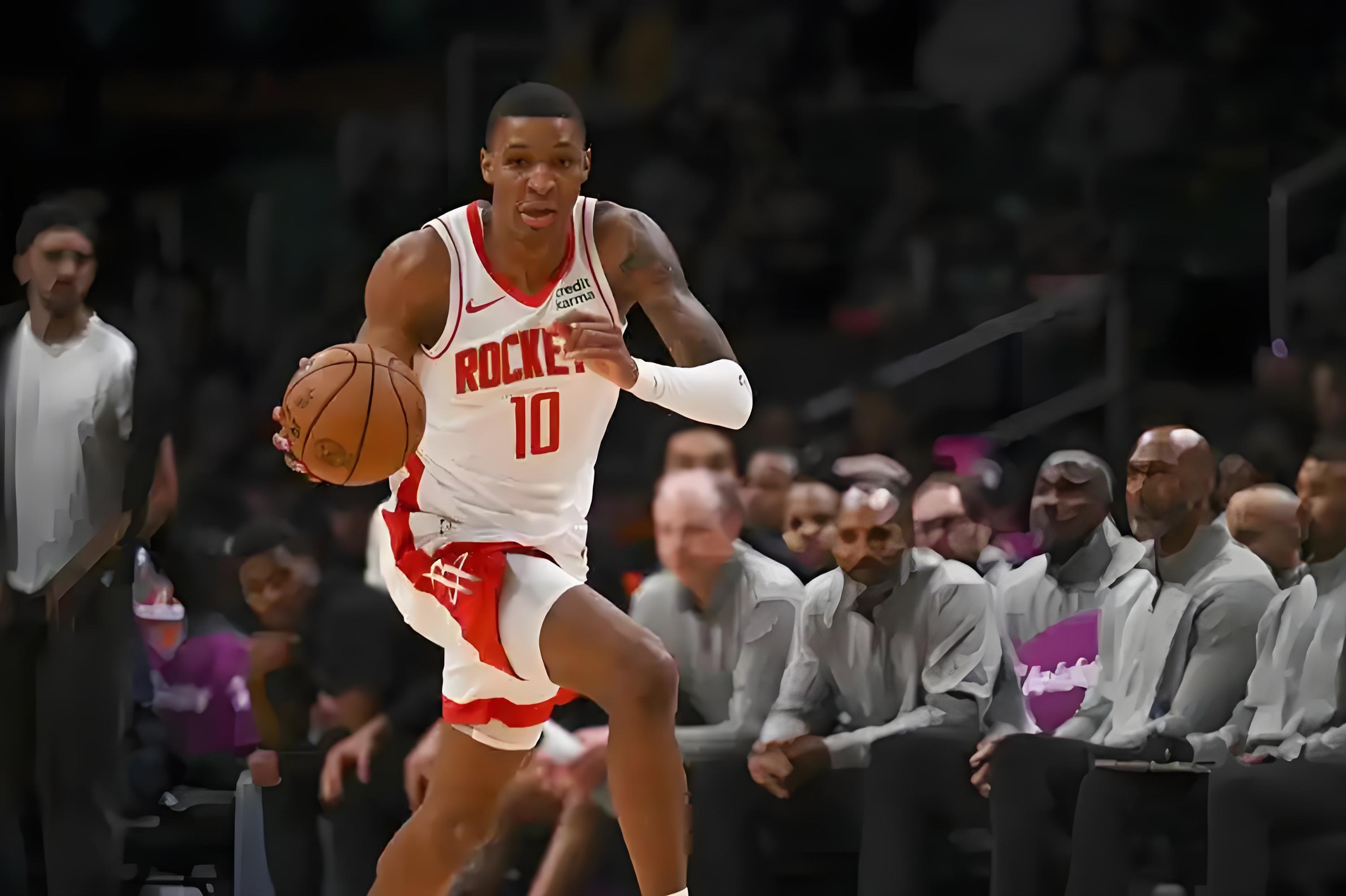 火箭横扫鹈鹕,周琦状态火热 火箭横扫鹈鹕,周琦状态火热