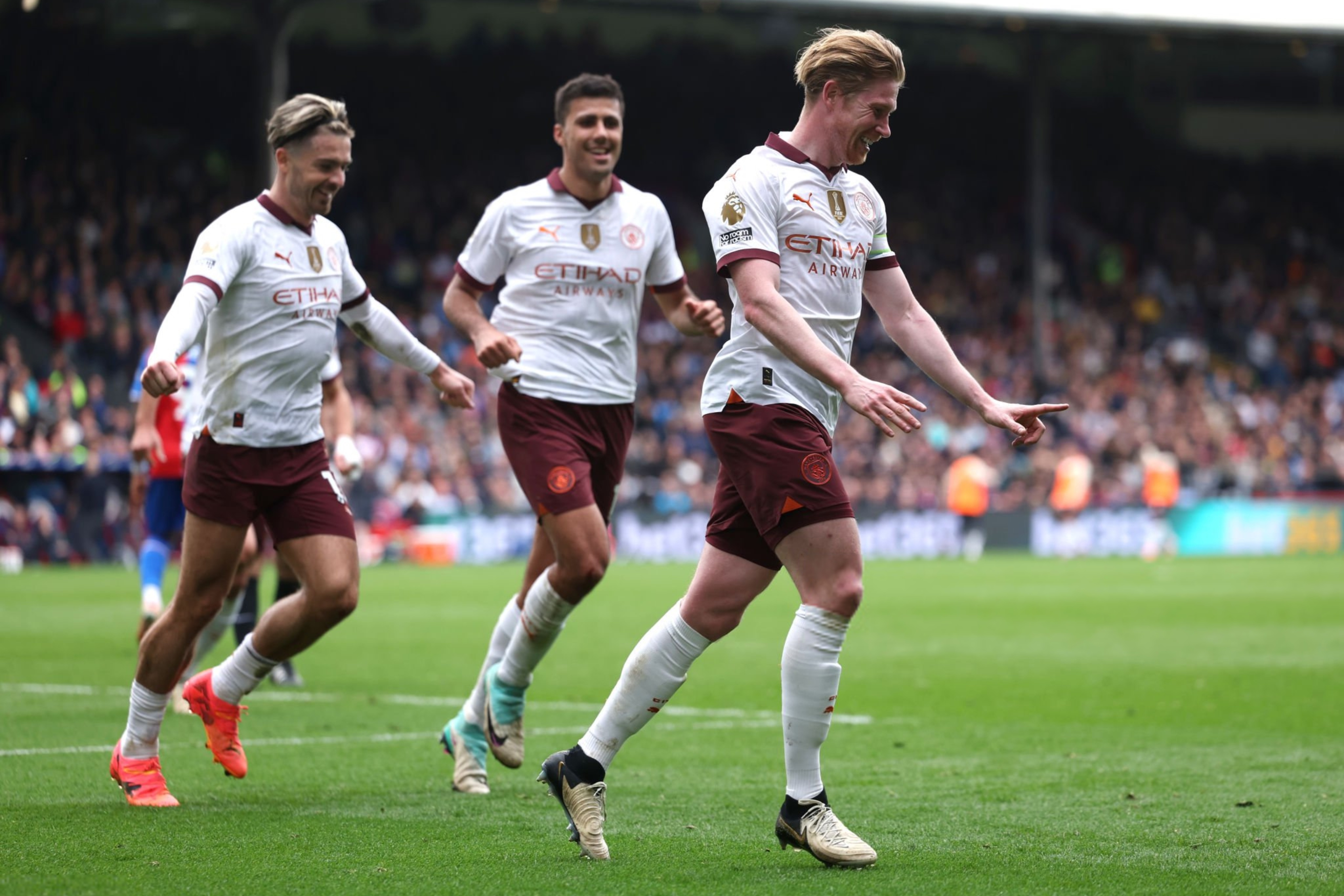 包含美国险胜波兰，德布劳内制霸全场的词条