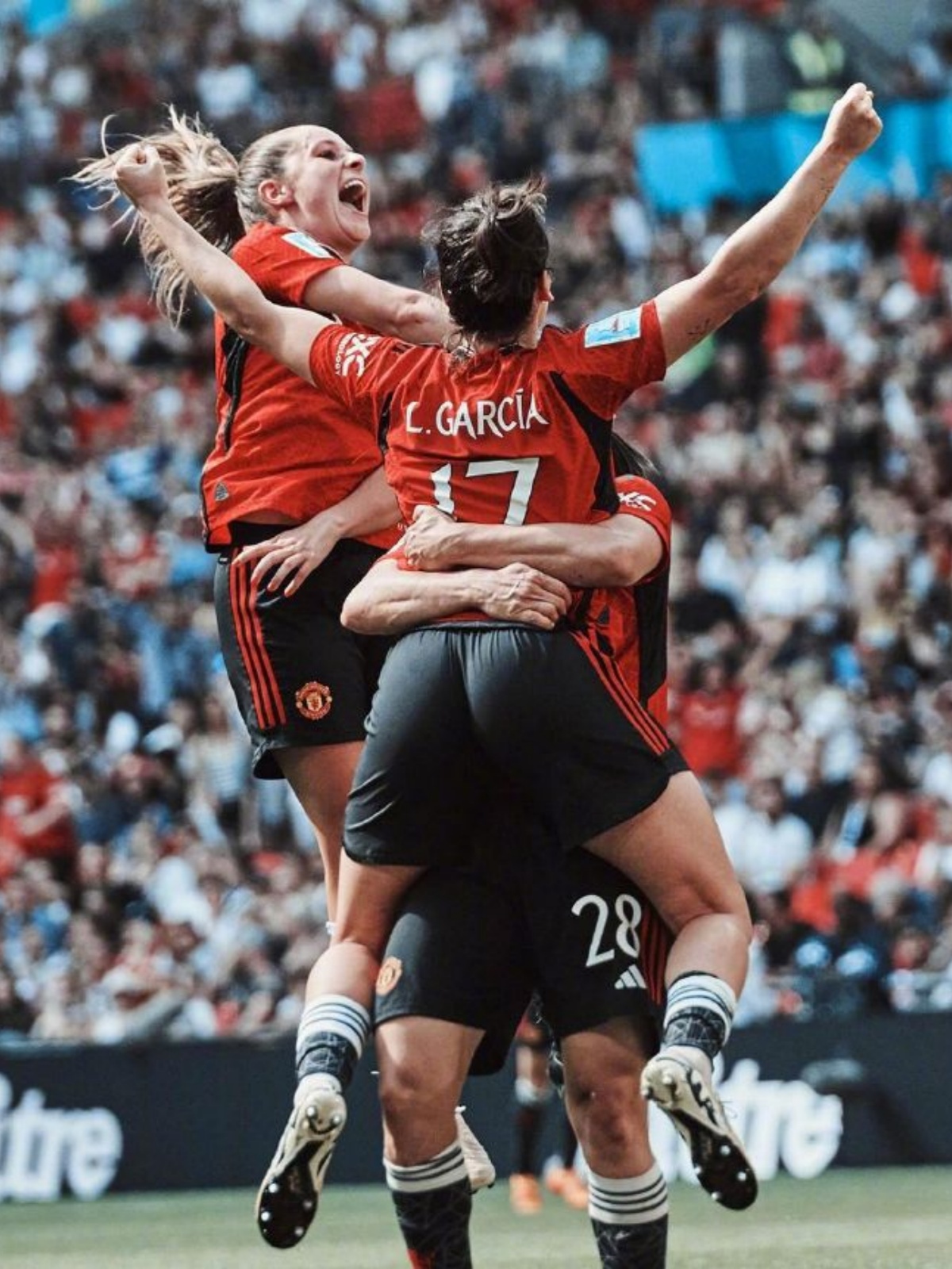 曼联完胜塞维利亚，特尔施特根制霸全场的简单介绍