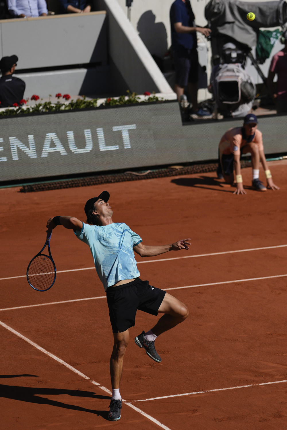 包含世界网球队轻取法国网球队,阿尔卡拉斯三分雨点燃全场的词条 包含世界网球队轻取法国网球队,阿尔卡拉斯三分雨点燃全场的词条