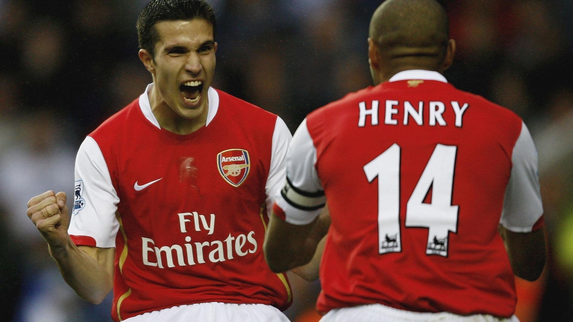 英超争冠焦点战与雄鹿鏖战独行侠,跨越体育的巅峰对决