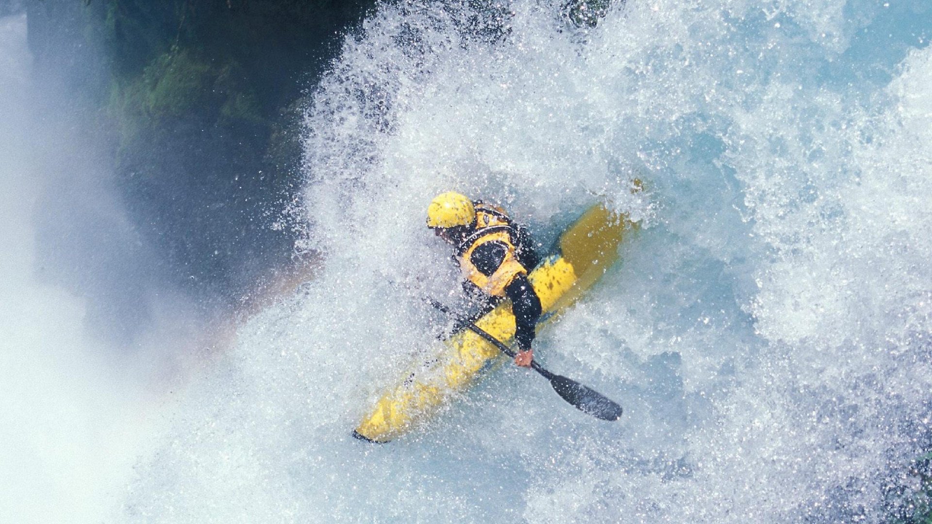 赛道上的终极对决,拉塞尔关键制胜,阿斯顿马丁如何碾压迈凯伦